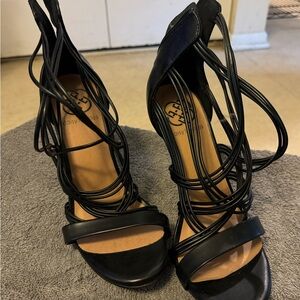 Daisy Fuentes Heels